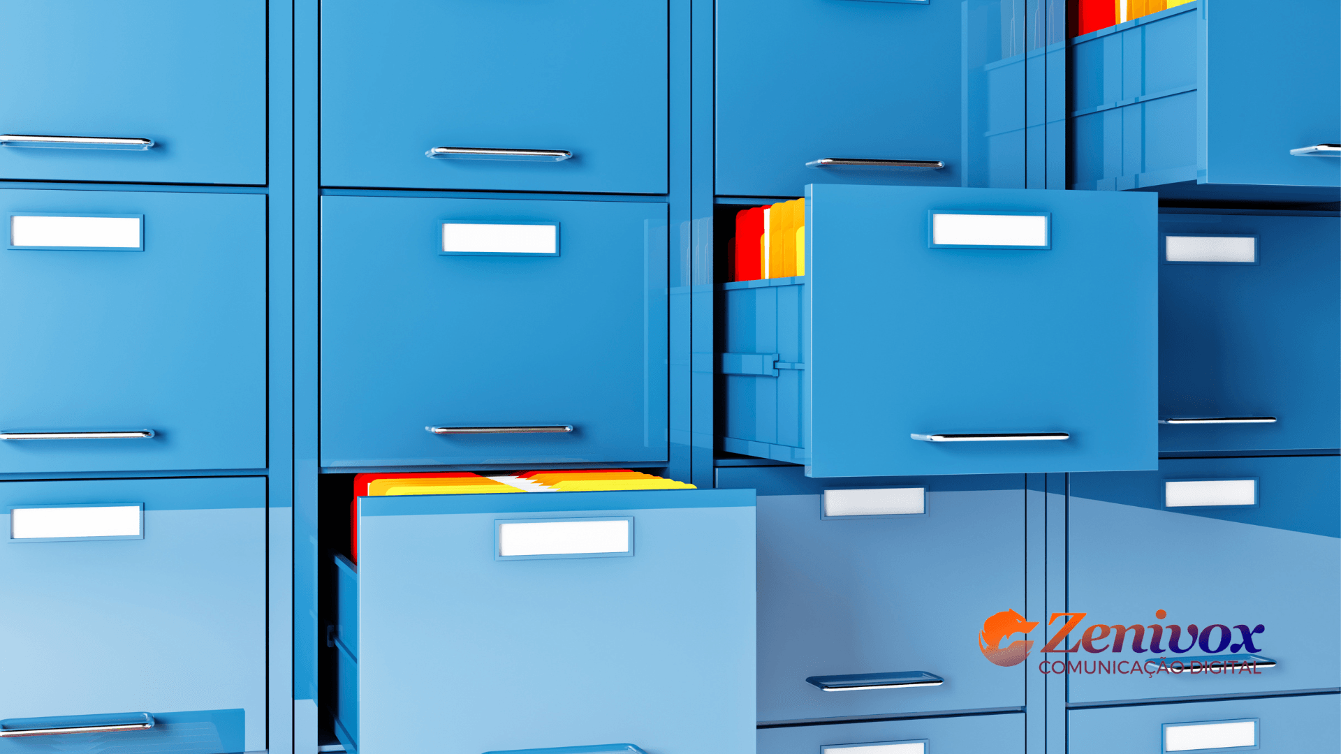 Armários de arquivo de metal organizados com documentos etiquetados e classificados, representando um ambiente de trabalho eficiente e estruturado para documentar processos.