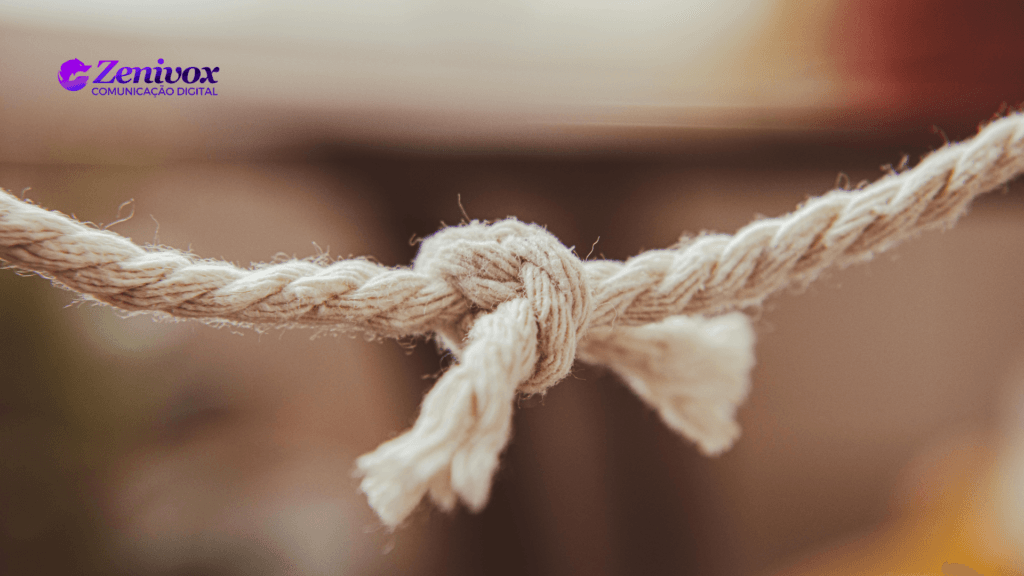 Imagem de uma corda com nó firme representando marketing de fidelização, simbolizando conexão forte, vínculo duradouro e retenção de clientes.